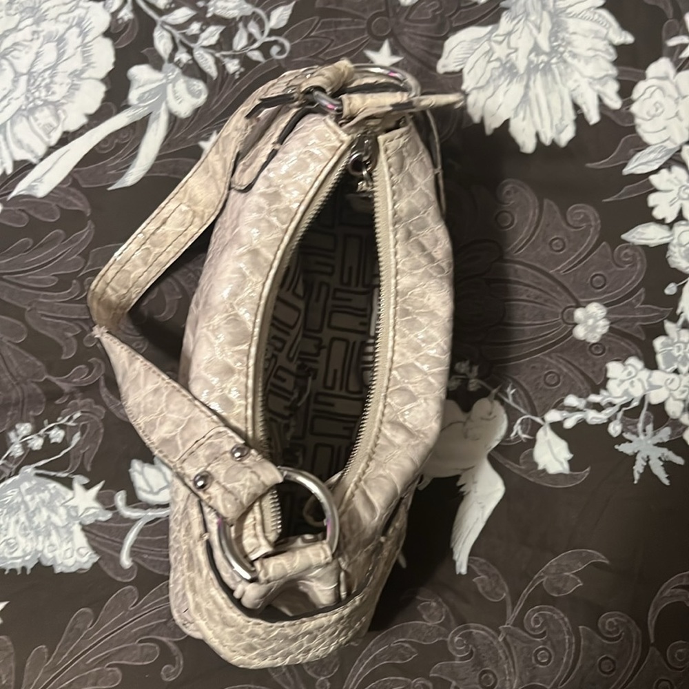Y2K Guess Purse - Picture 2 of 6